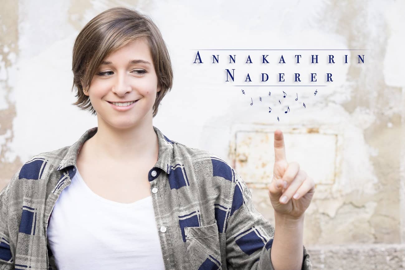 Portrait von Annakathrin mit Schrift